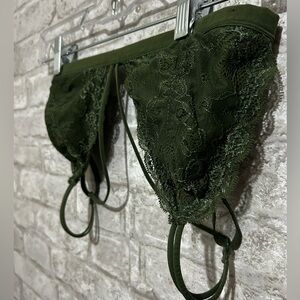 Anemone Green Bralette Chic Laced Top Soft Lounge